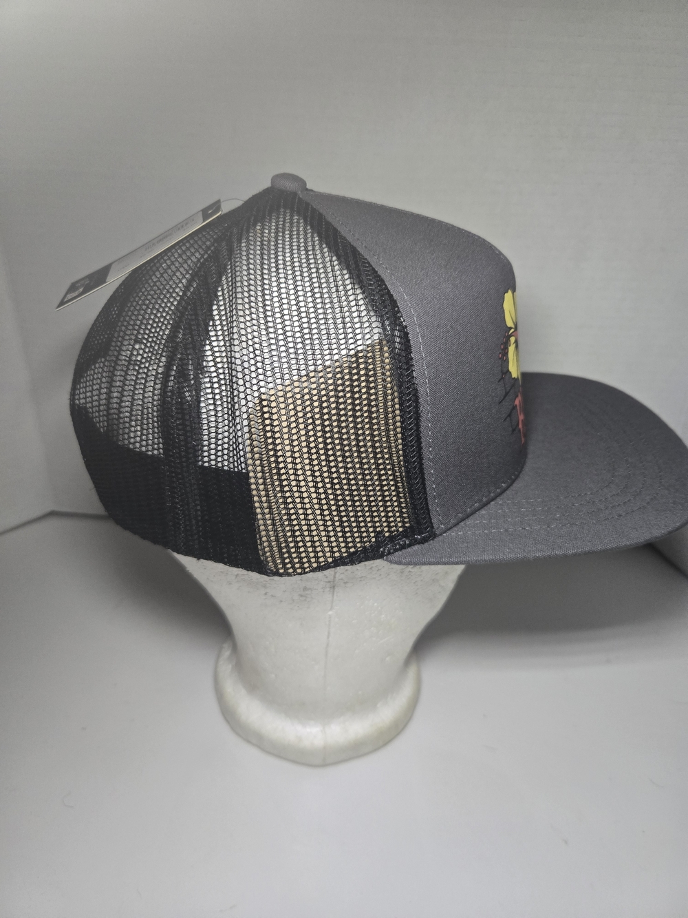 New RVCA Grey Hat with Yellow Hibiscus and Teal Leaf - Picture 2 of 5